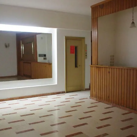 Charming Studio Posh Quartier-2
